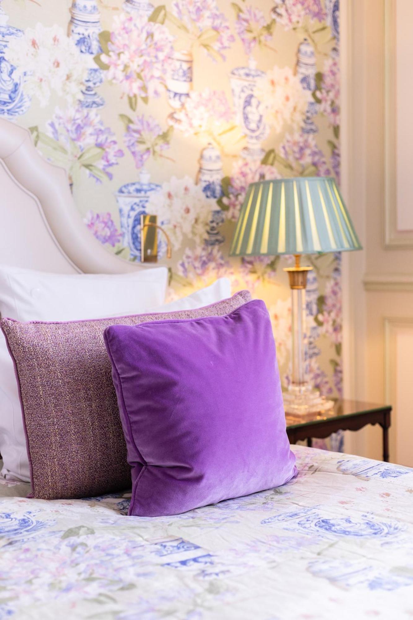Domaine Les Crayeres Hotel Reims Room photo